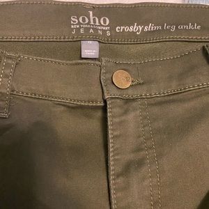 NY&C Crosby slim leg